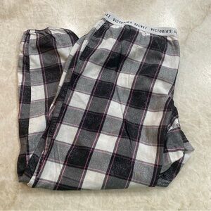 Victoria’s Secret sparkly plaid pajama joggers XL